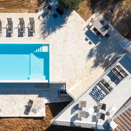 Villa Artemis