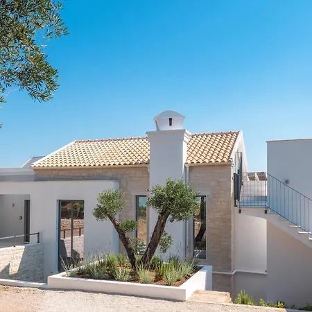 Artemis * Agios Stefanos Kassiopi